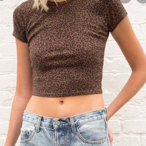 BRANDY MELVILLE CHEETAH TOP